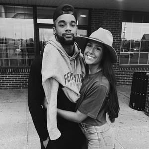 Meet your Posher, Kendra